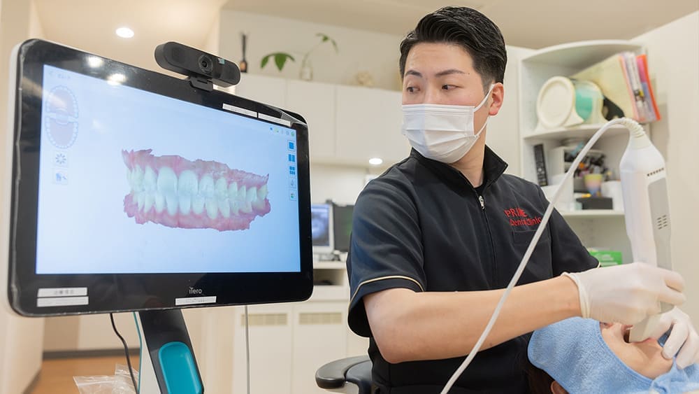 3種類のスキャナーを活用した精密な型取り