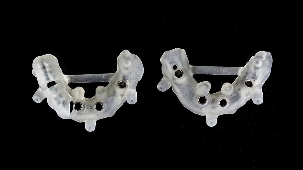 サージカルガイド